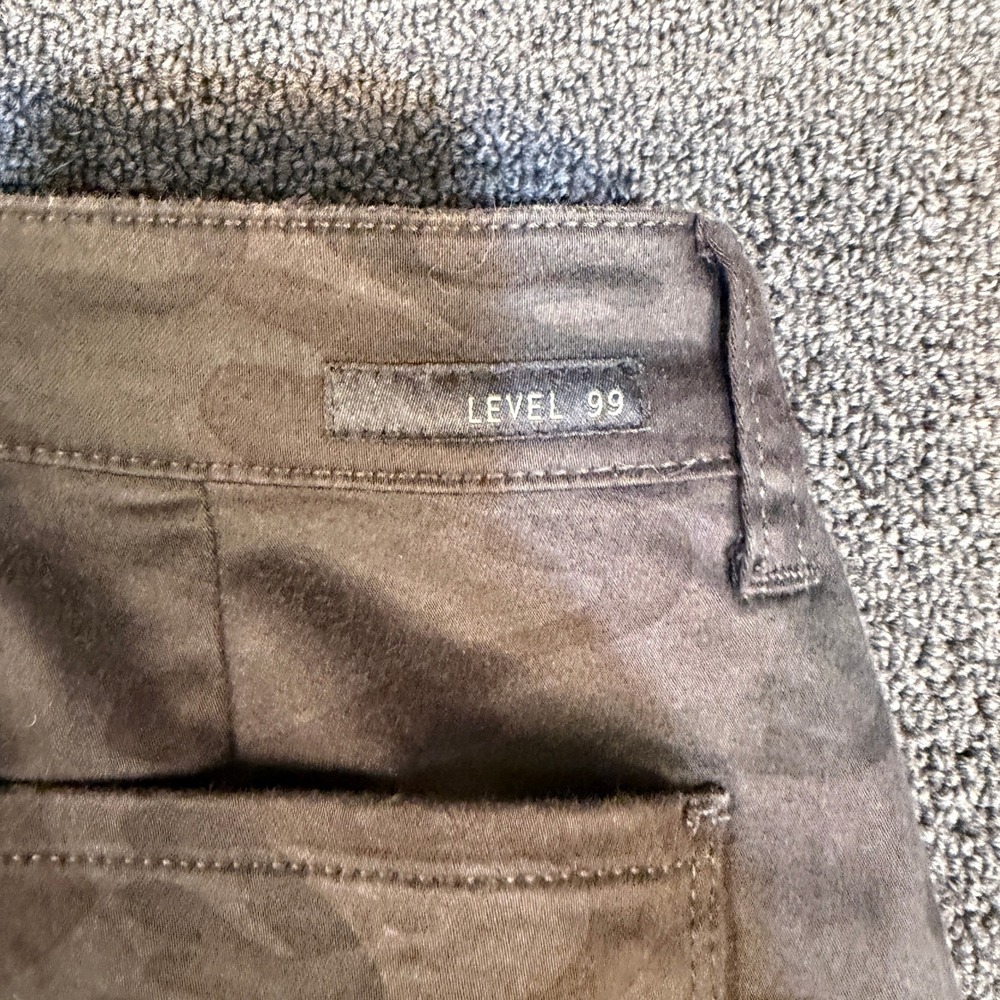 Level 99 Midnight Camo Straight Leg Pants Gold Glitter Stripe SC2G05T Size 30 - Picture 10 of 10